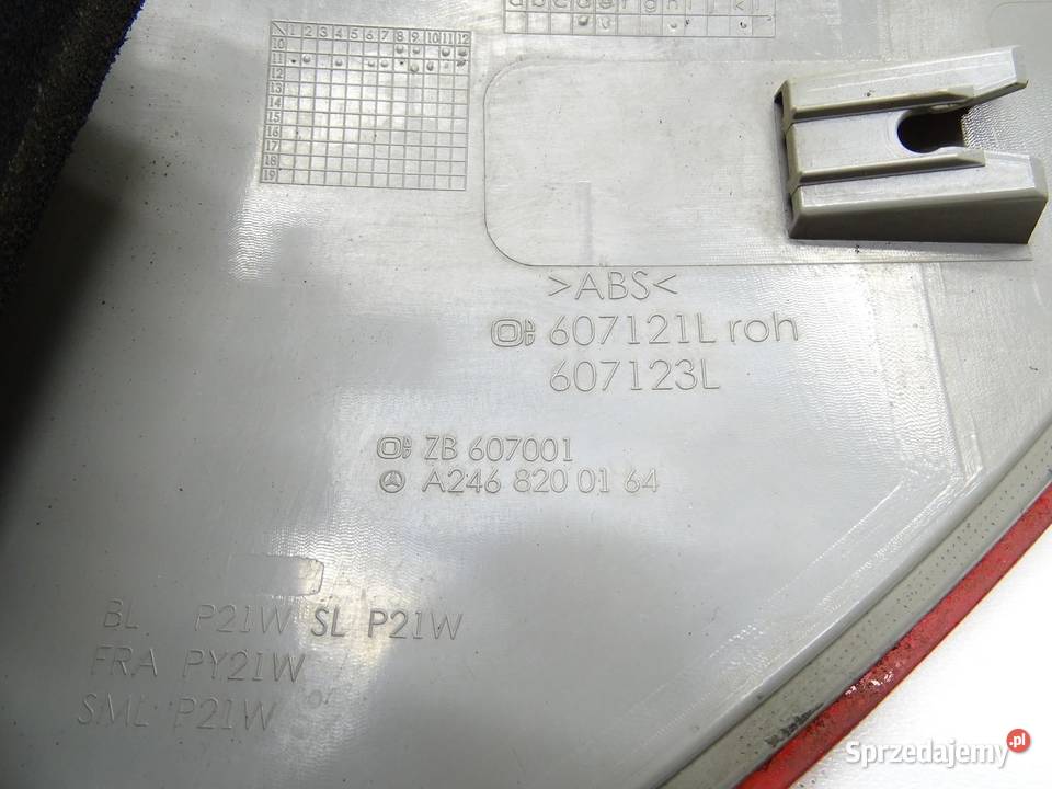 LAMPA LEWA LEWY TYŁ TYLNA A2468200164 MERCEDES