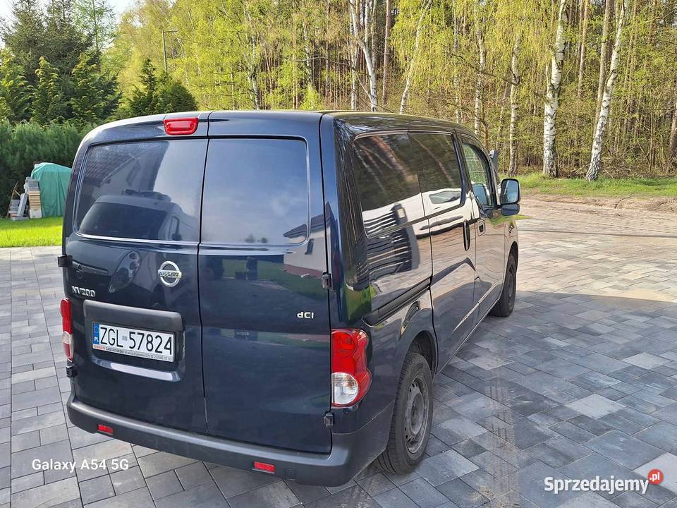 Sprzedam NISSAN NV200 światła LED Goleniów