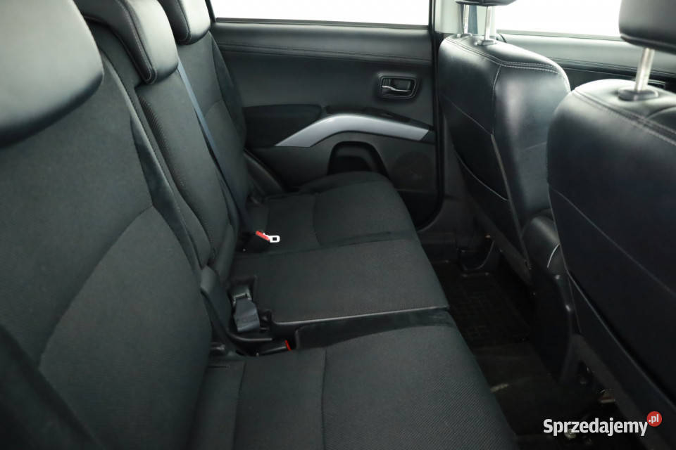 Mitsubishi Outlander 24 MIVEC klimatyzacja Piaseczno