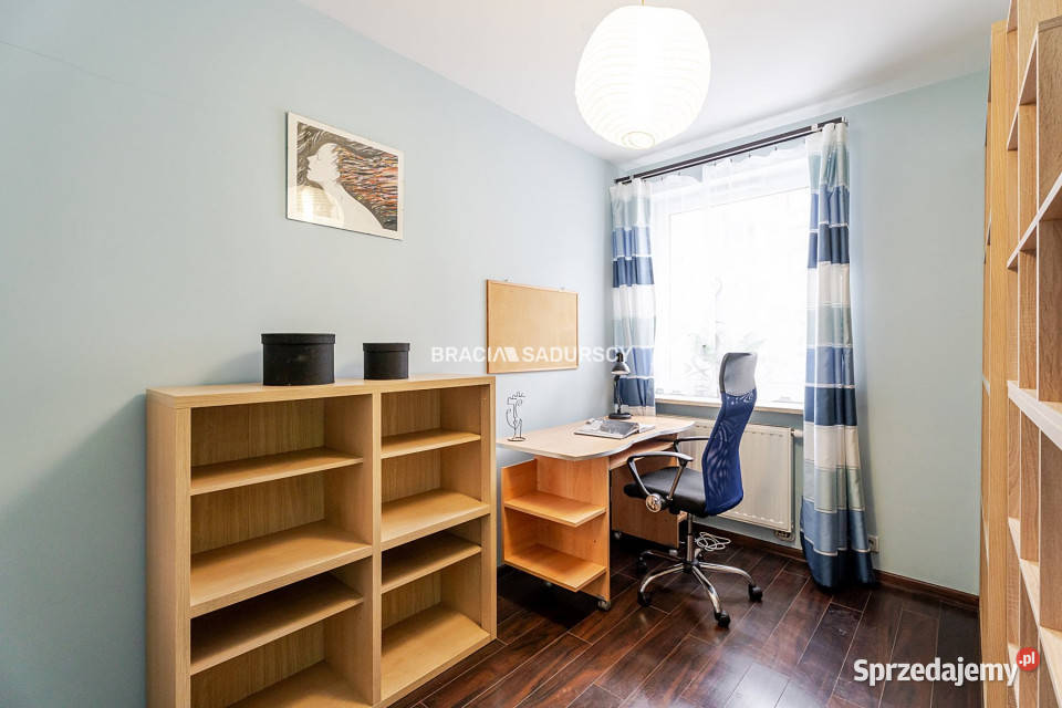 sprzedaży mieszkania 5845m2 3 pokoje Kraków miejsce parkingowe sprzedam