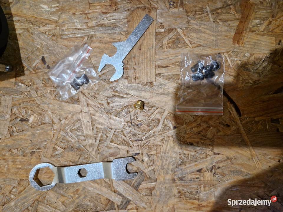 Nitownica pneumatyczna 2464mm G01348 Głogowa