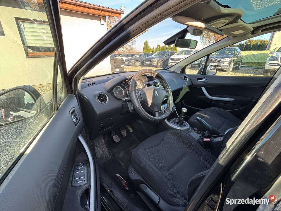 Peugeot 308 nieuszkodzony Paniówki sprzedam