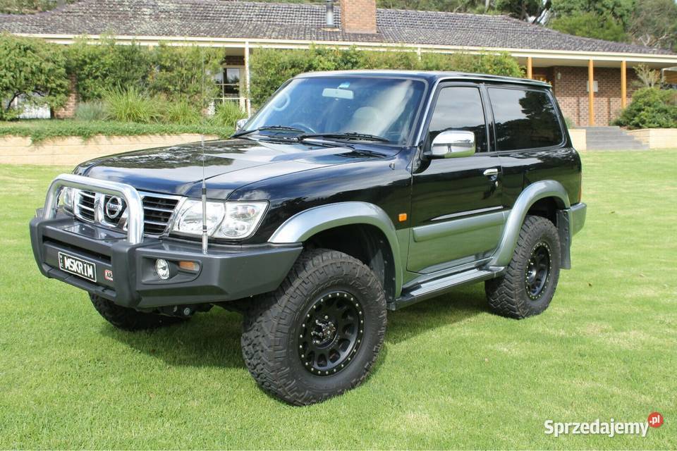 Nissan Patrol Y61 krótki mocno uszkodzony sprzedam