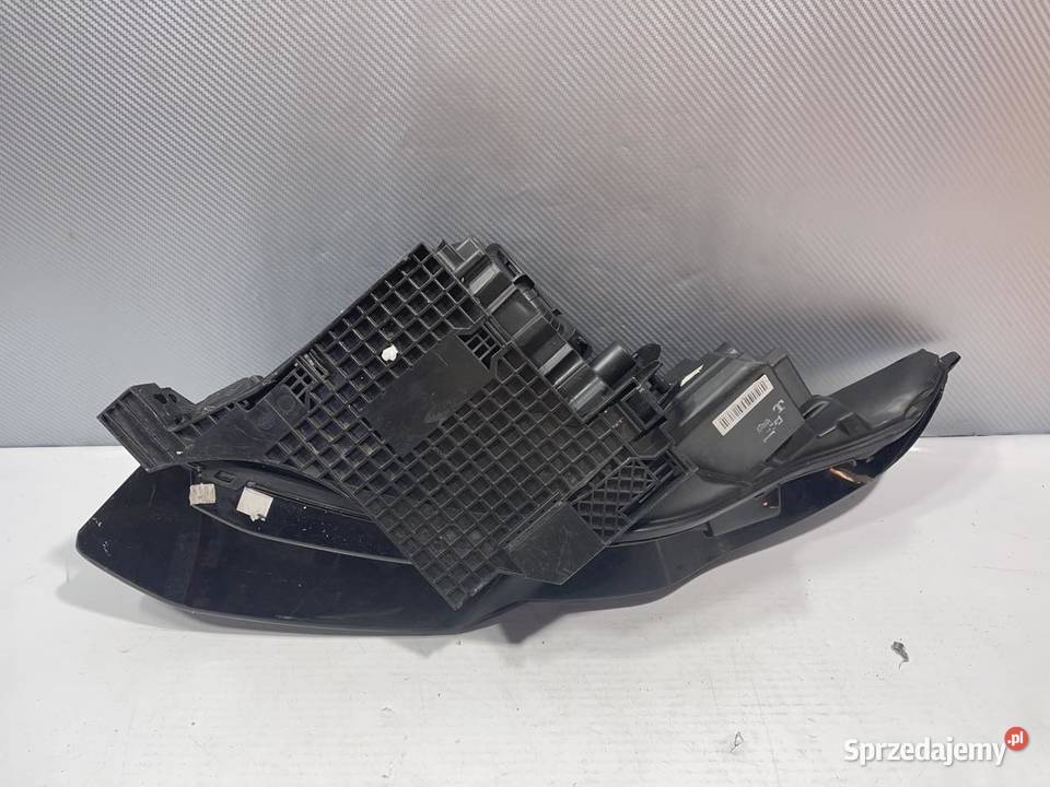 RANGE ROVER EVOQUE PRAWA LAMPA PRZÓD ZWYKŁA osobowe