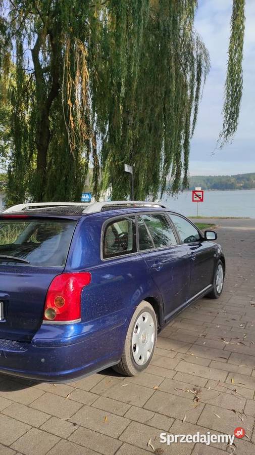 Toyota Avensis kombi 18 benzyna manualna Chodzież