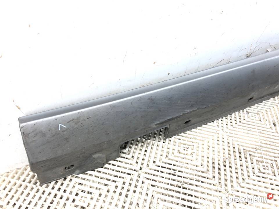 LISTWA PROGOWA LEWY MERCEDES C218 Hatchback 1117