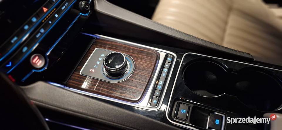 Jaguar FPACE 2016r