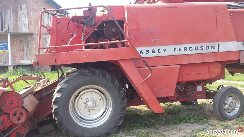 Kombajn Massey Ferguson 520