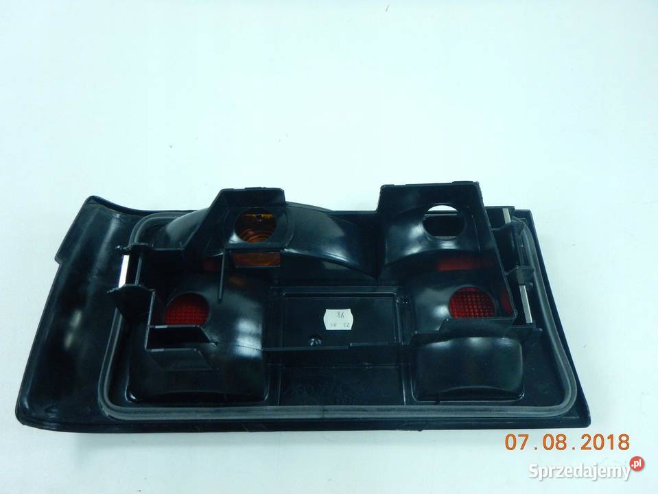LAMPA RENAULT 19 8189 PRAWY TYŁ VALEO Lampy cofania