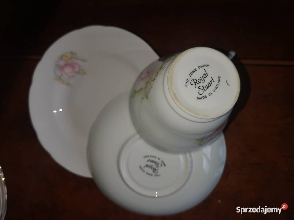 Filiżanka z talerzykiem deserowym Royal Stuart Antyki, Sztuka, Kolekcje Gdańsk