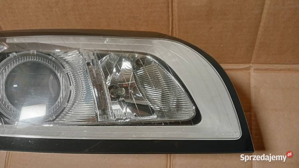 VOLVO S40 V50 II FL LAMPA PRZÓD PRAWA EU Zbierkowo