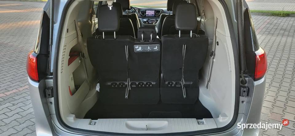 Chrysler Pacifica 36 niski przebieg 300KM Łomża