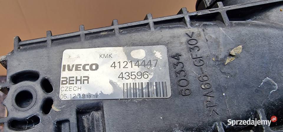 IVECO STRALIS CHŁODNICA CIECZY WODY 41214447 ciężarowe Bieleń