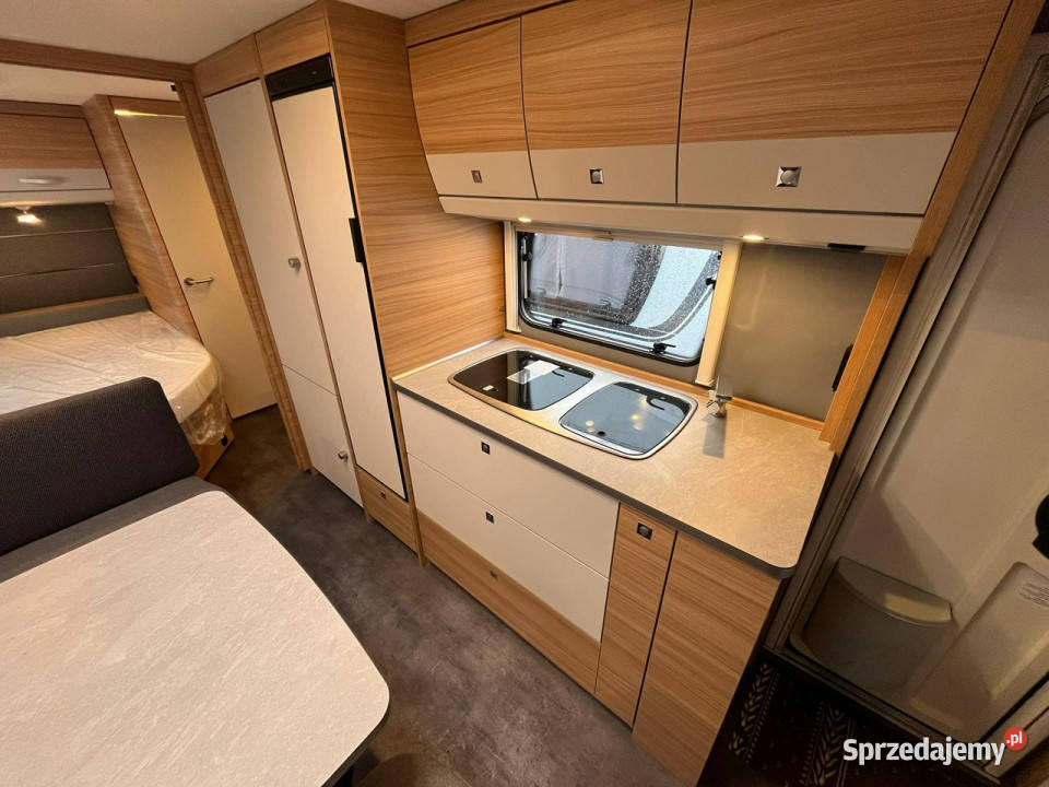przyczepy kempingowe Dethleffs Camper 560 FMK Janki
