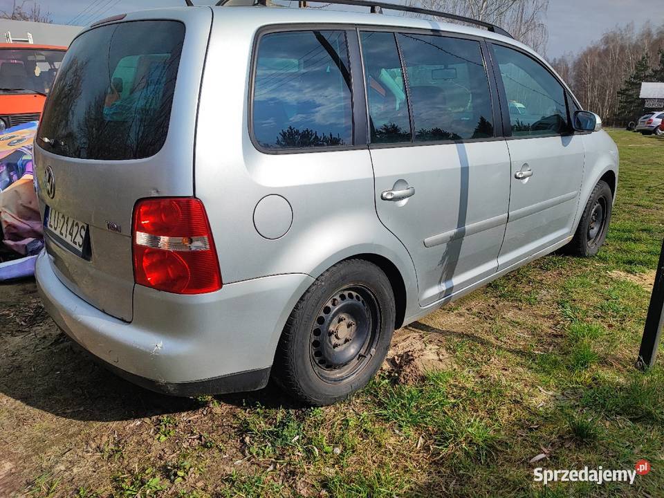 VW Touran 20 TDI uszkodzony silnik 140KM lubelskie Kozłówka sprzedam