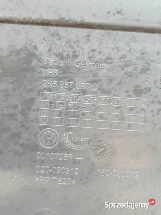 SCHOWEK 2K5857097D PRAWY PASAŻERA DESKI VW