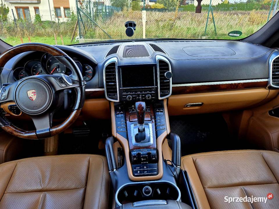 Porsche cayenne salon Polska bezwypadkowy stan nieuszkodzony Cayenne Słupsk