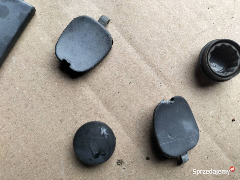 VOLVO S40 V40 PODSZYBIE ZAŚLEPKA ŚRUBY PODRZYBIA osobowe Kamień-Kolonia