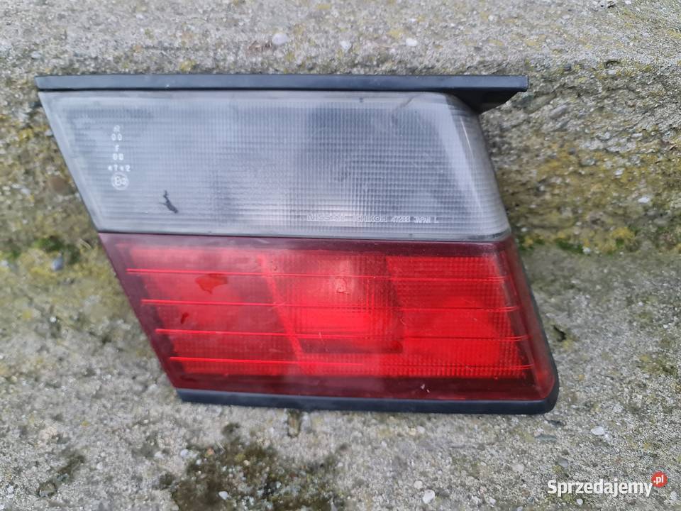 Nissan Almera lampa prawy tył Żory