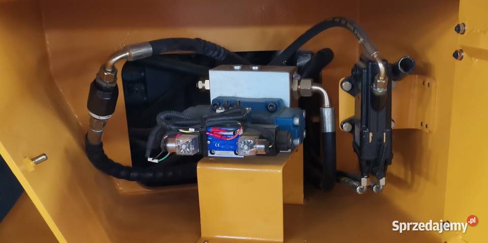 NOWY Kompaktor MAXUS 21 Ton Gwarancja do 10 LAT Koparko ładowarki zachodniopomorskie Koszalin