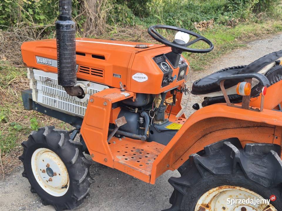 Traktorek traktor KUBOTA B1400D 14 44 Ciągniki Małuszyn