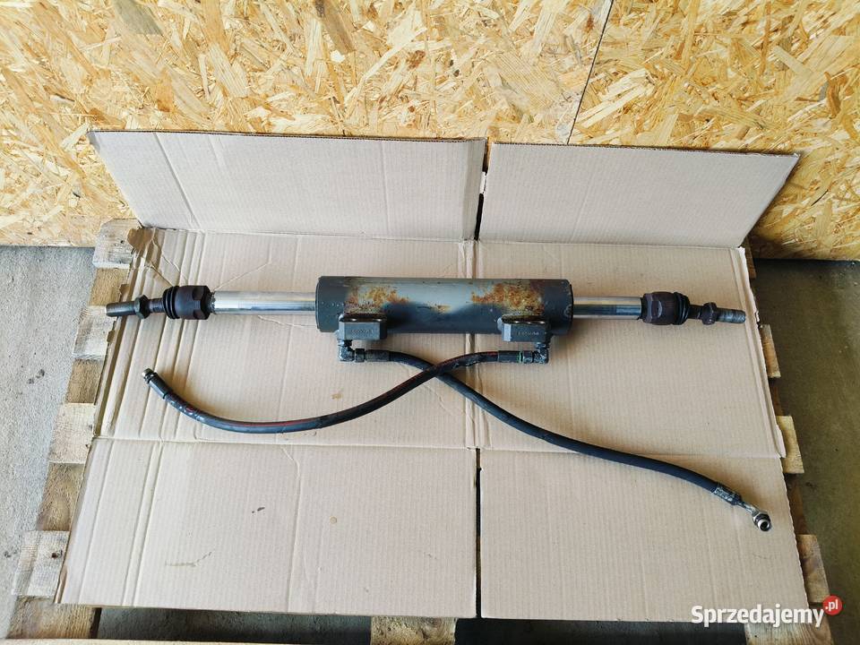 Claas Axion 840 CMatic 13r A09 SIŁOWNIK SKRĘTU Stalewo