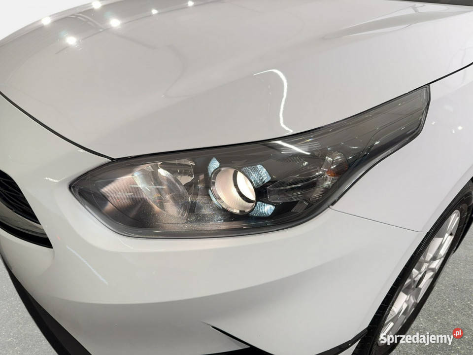 Kia Ceed VAT 23 SW M 15TGDI 160 M6 2023 r Salon centralny zamek Myślenice sprzedam