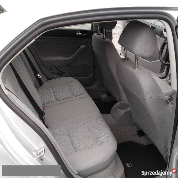 Volkswagen srebrny Olkusz