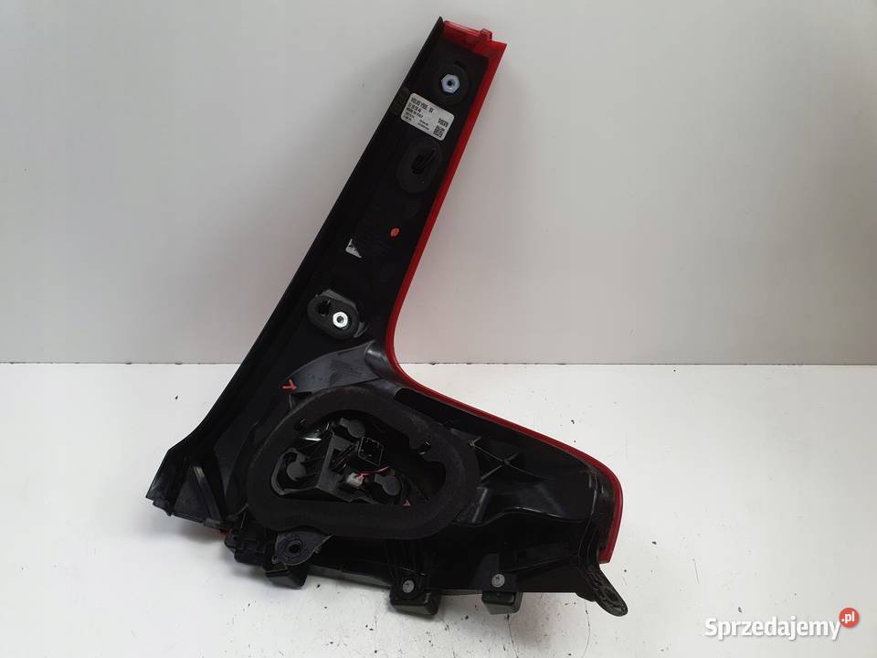 Volvo V40 II 1216r TYLNIA TYLNA LAMPA LEWA lewy osobowe Lampy tylne Chełm sprzedam