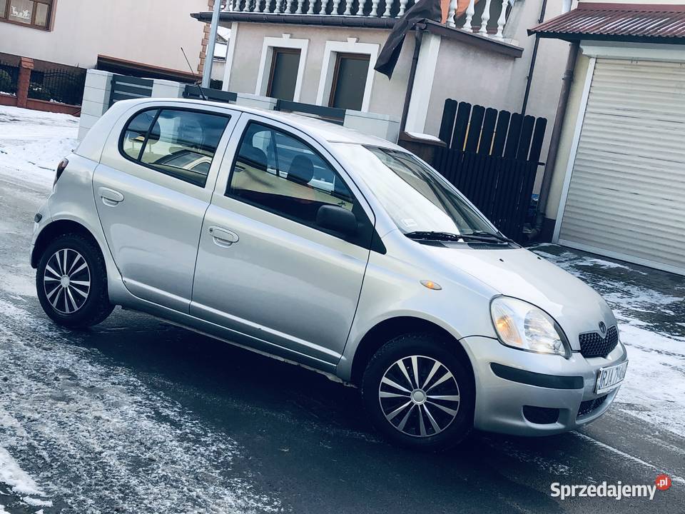 Toyota Yaris I Face lifting 14D4D 75 5drzwi Przeworsk