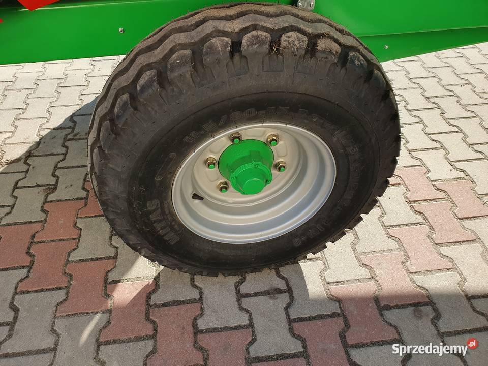 Rozsiewacz wapna rcw 3 piast rozrzutnik Kostrzyn