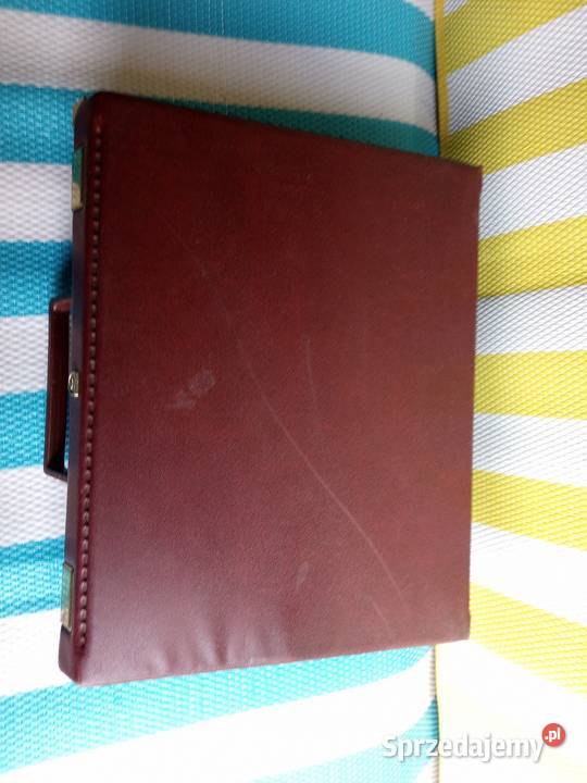 Walizkę sprzedam kujawsko-pomorskie Borówno sprzedam