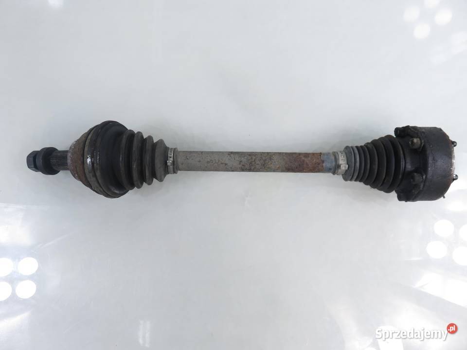 PÓŁOŚ LEWA PRZEDNIA VW TOURAN I 16