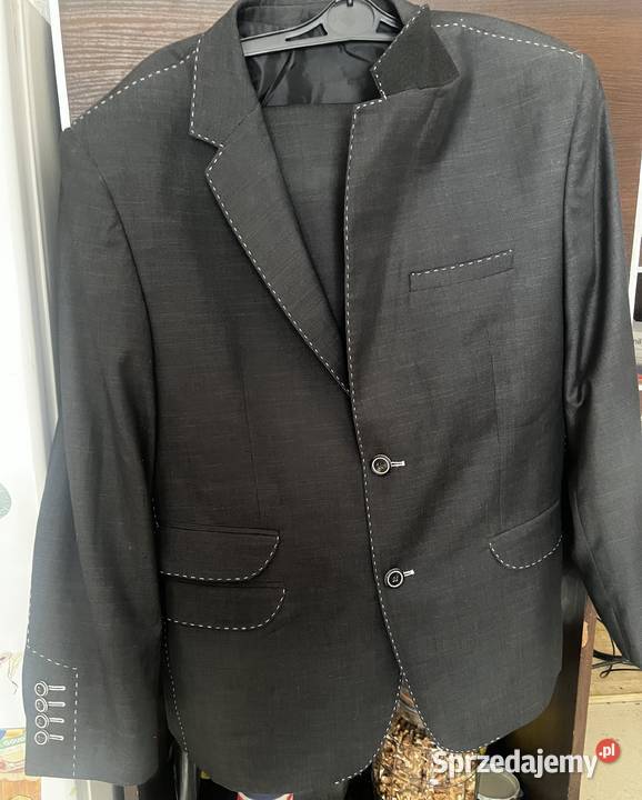 Sprzedam nowy garnitur i kurtki wielkopolskie Trzemeszno