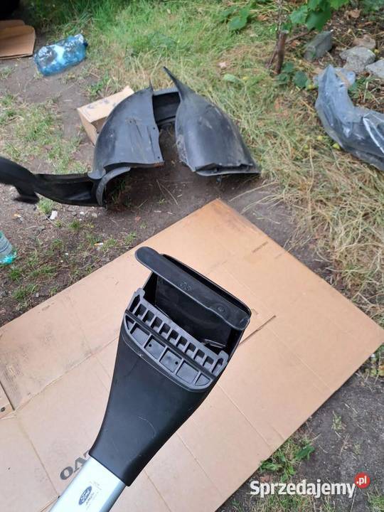 bagażnik dachowy Ford Focus MK3 AMBM5JA46002A