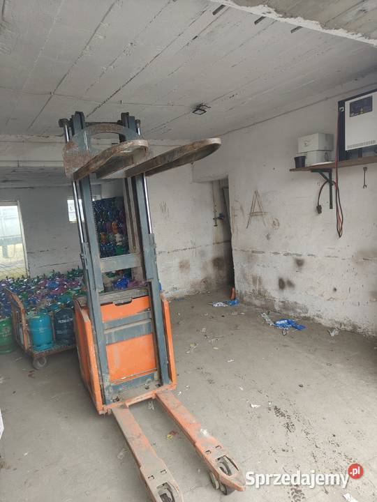 Paleciak elektryczny Magazynowanie Pajęczno