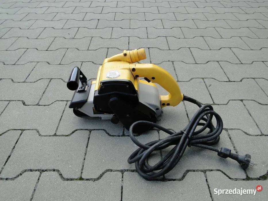 Szlifierka taśmowa tzw czołg DEWALT DW650