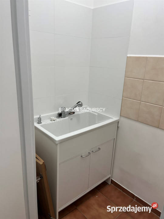 sprzedaży lokalu 628m2 Kraków Nieruchomości