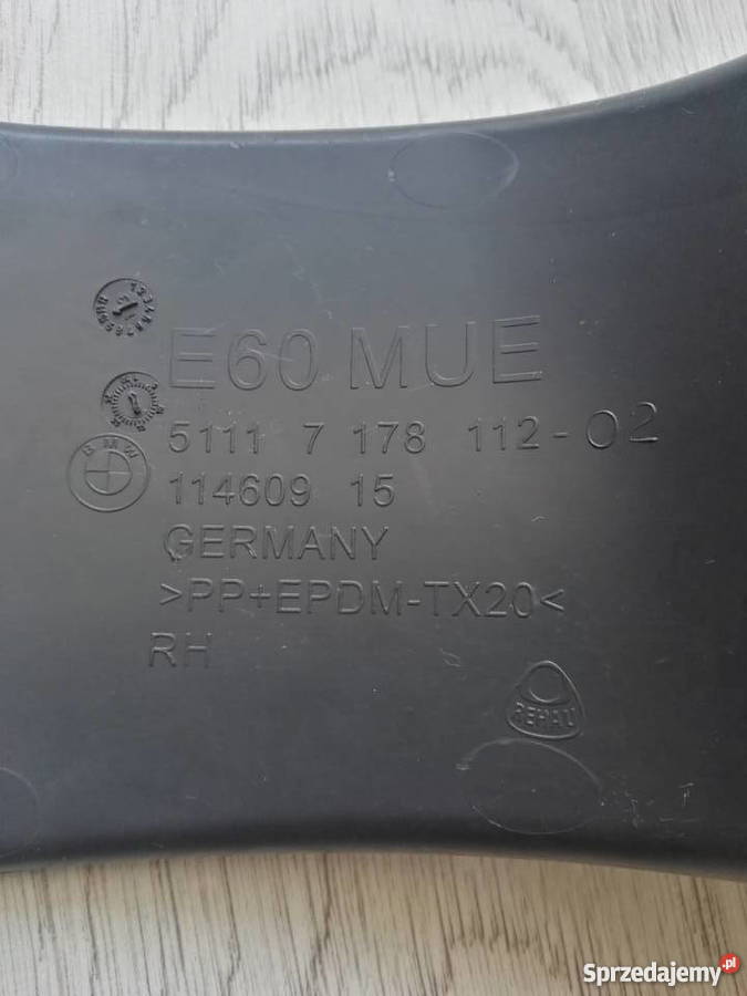 BMW E60 E61 PRAWY TUNEL KANAŁ POWIETRZNY 7178112 Karoseria Międzychód