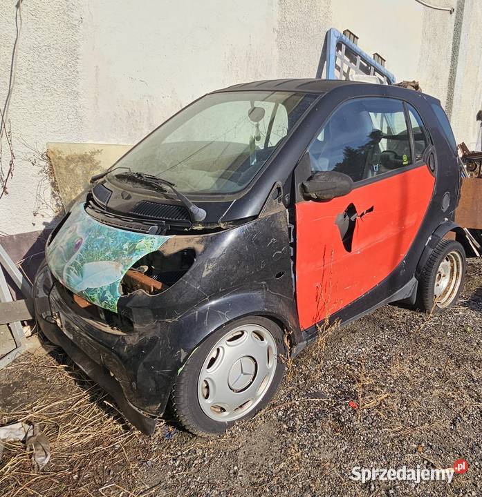 Smart Fortwo 800CDI na części Potrzebujesz Samochody na części Koszalin sprzedam