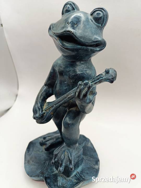 Figurka żaba orkiestra ogrodowa żywica masa Zamość