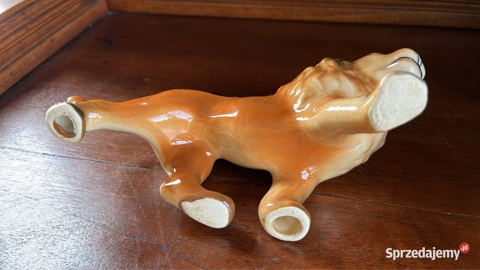 Figurka Lew Bez sygnatury Figurka porcelanowa Gdańsk sprzedam