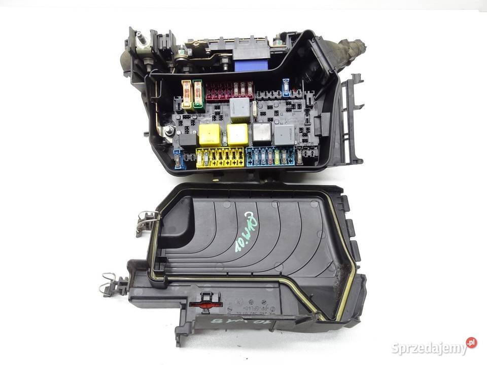 SKRZYNKA BEZPIECZNIKÓW BSI A2465400182 MERCEDES osobowe