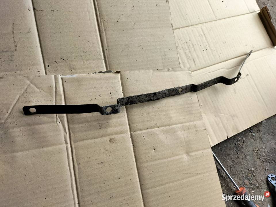 AUDI 80 B3 80B3 80B4 80 B4 UCHWYT METALOWY PASEK lubelskie Kamień-Kolonia