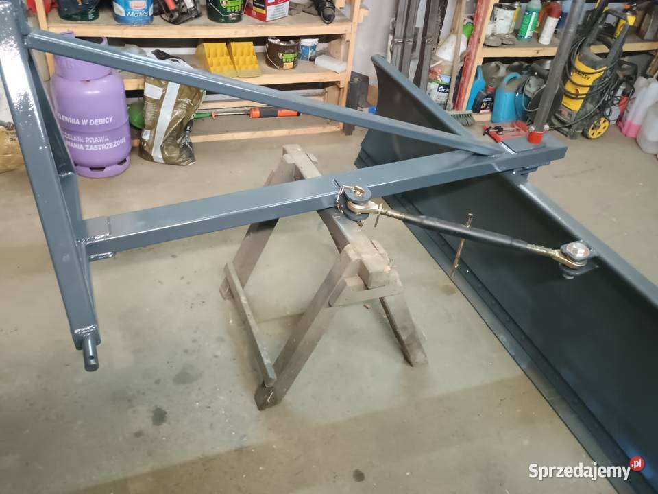 Pług do śniegu Pozostałe Szkodna