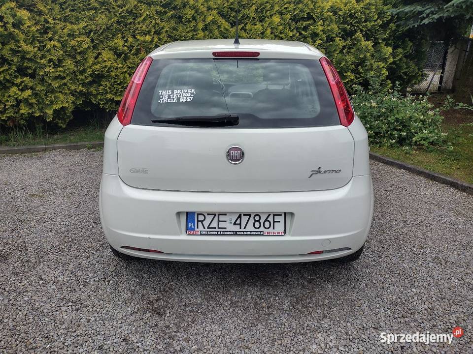 Fiat Punto 12 69 2011 5drzwiowy manual biały podkarpackie Rzeszów