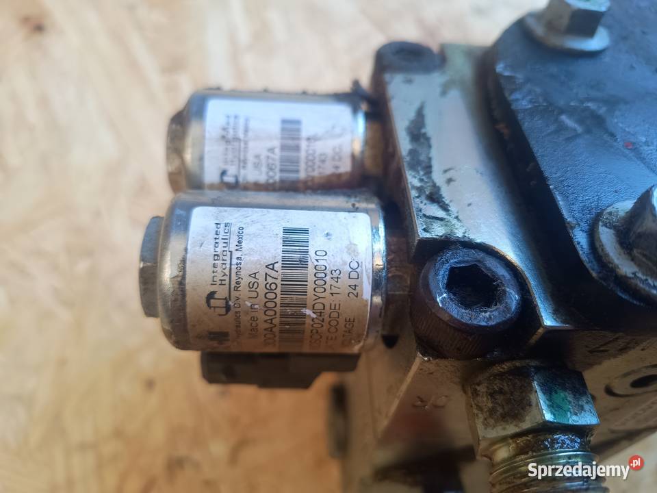 Cewka zawór elektromagnetycznych 200AA00067A Układ hydrauliczny świętokrzyskie Staszów sprzedam