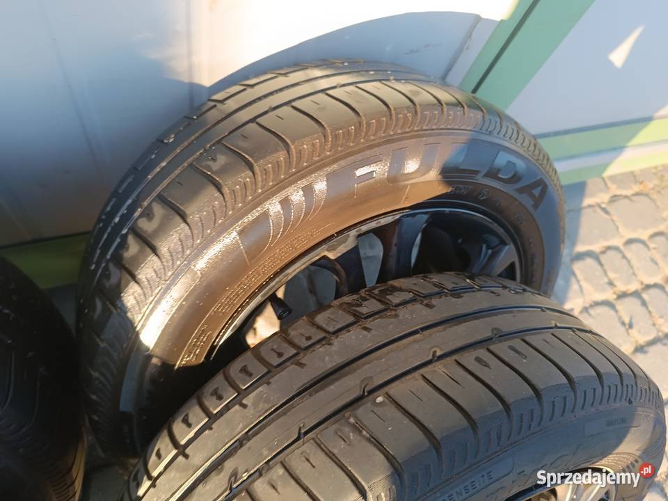 Alufelgi 4x100 15 opony letnie Klukowa Huta sprzedam