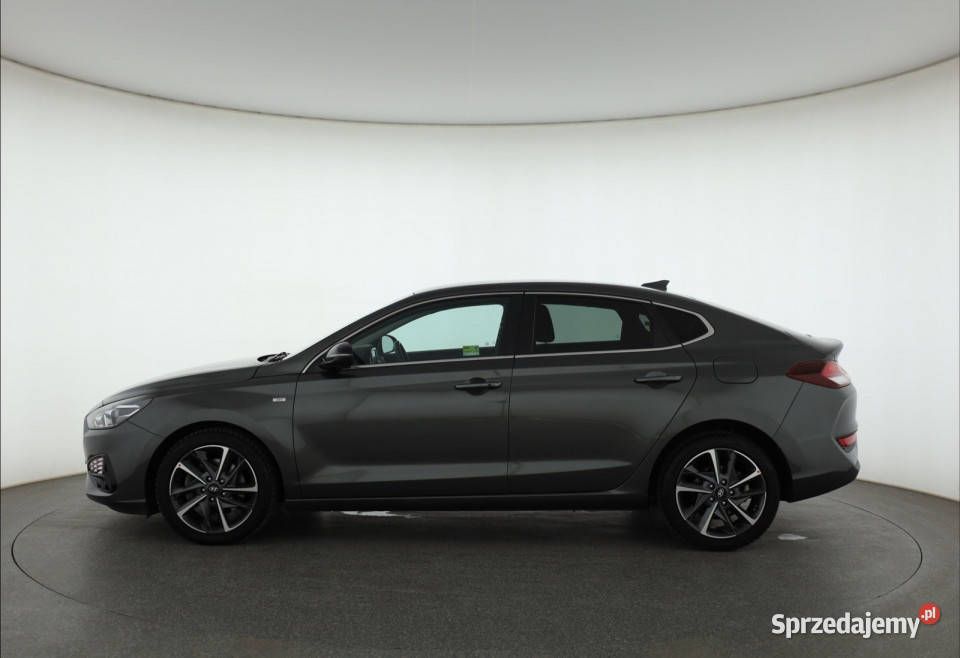 Hyundai i30 Fastback 15 TGDI MHEV pełny VAT Piaseczno
