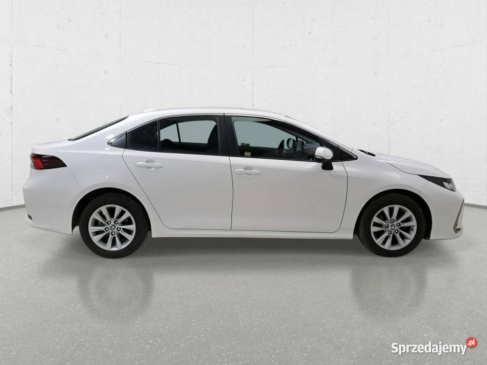 Toyota Corolla Seria E16 2012 Sedan / Limuzyna Komorniki